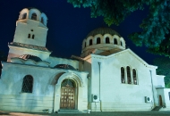 Църква Свети Георги, през нощта